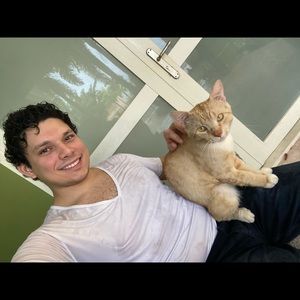 Meet your Posher, Julio